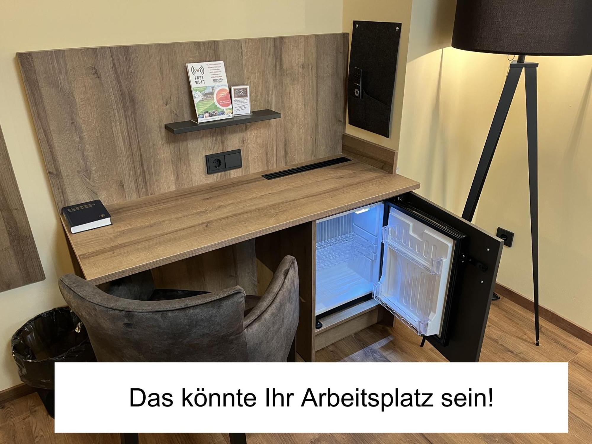 Brauerei Lohhof Im Muenchner Norden, Direkt An Der S1, Naehe Vom Flughafen, Zentrum, A92, Allianz Arena, Ruderregatta Und Schiessanlage G- Hochbrueck Entfernt, Internationale Kueche 3* Unterschleißheim